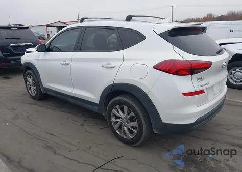 2020 Hyundai Tucson Value z USA, uszkodzony, nr VIN KM8J33A43LU097797
